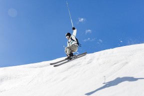 开云APP-CS_GO美国高校联赛激战正酣，cs 美国大学