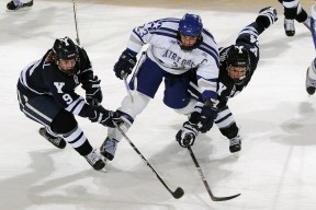 开云体育下载官网-加西亚召回前葡萄牙青年国脚迭戈·莫雷拉加入国家队。，葡萄牙进球拉莫斯庆祝视频